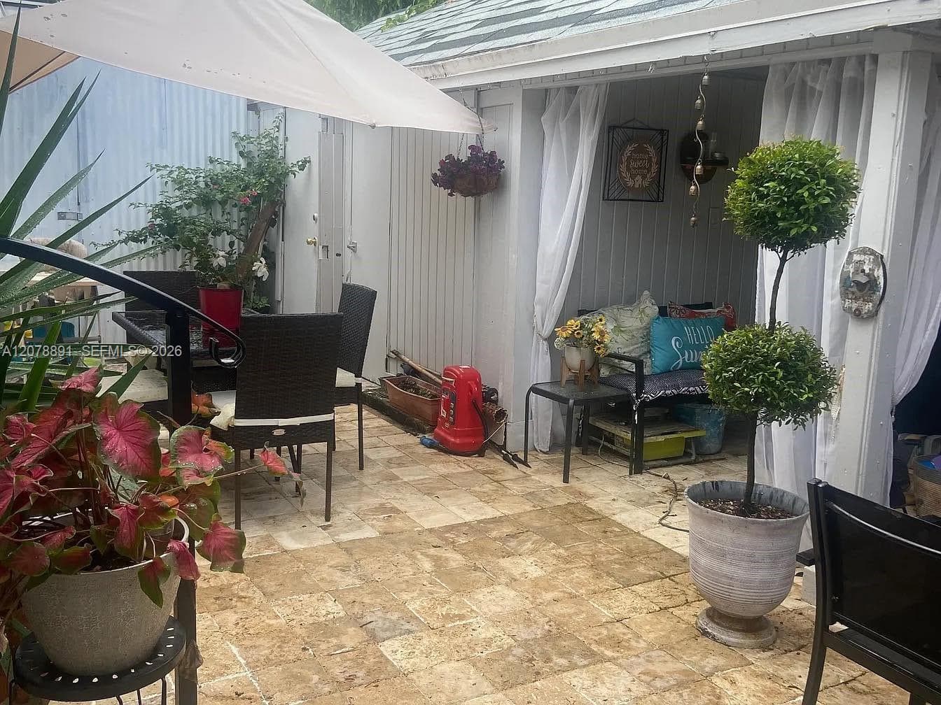 3674 NW 2nd St # 1, Miami, FL 33125 — zdjęcie 4