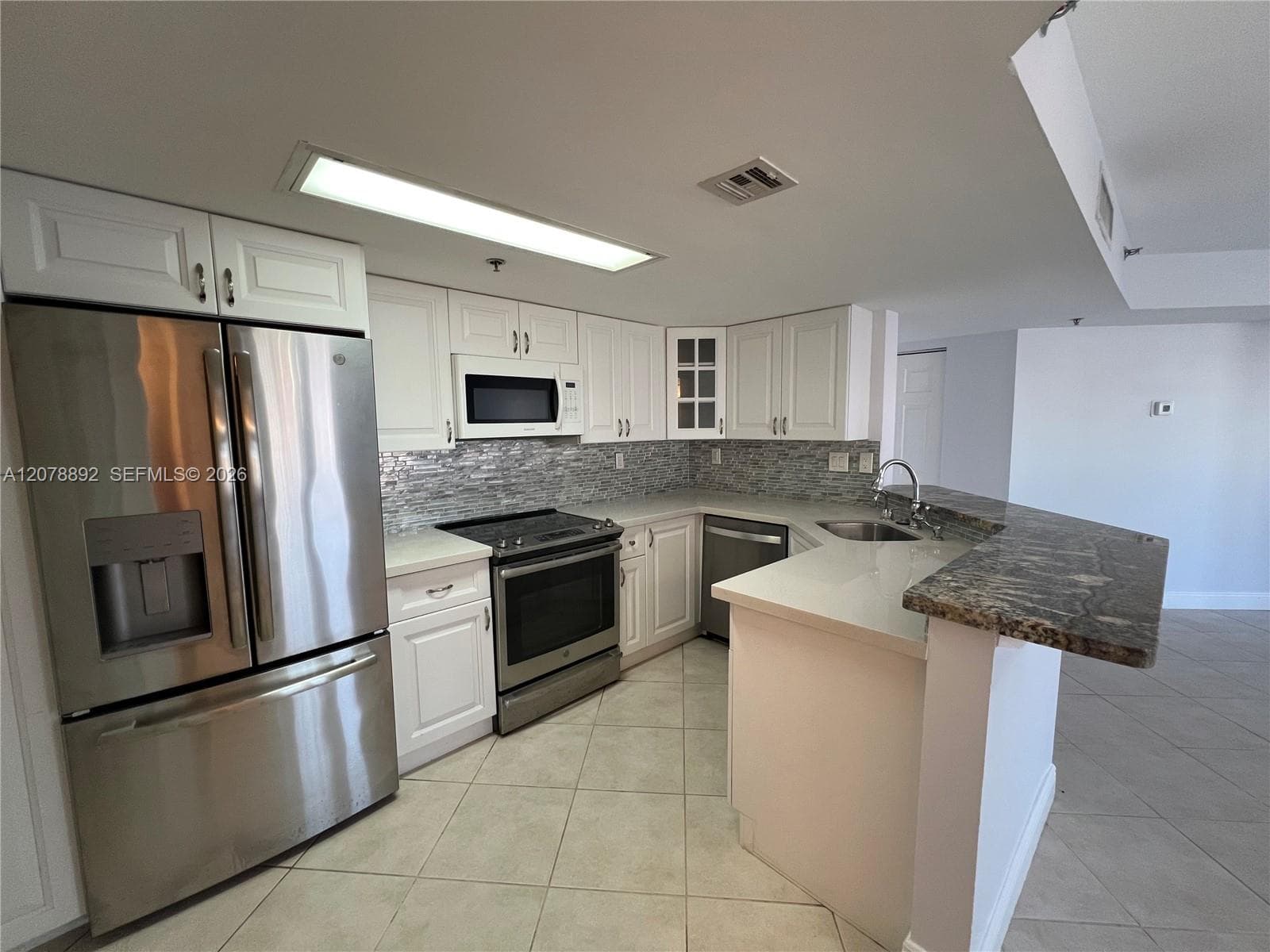 2351 Douglas Rd # 1304, Miami, FL 33145 — zdjęcie 2