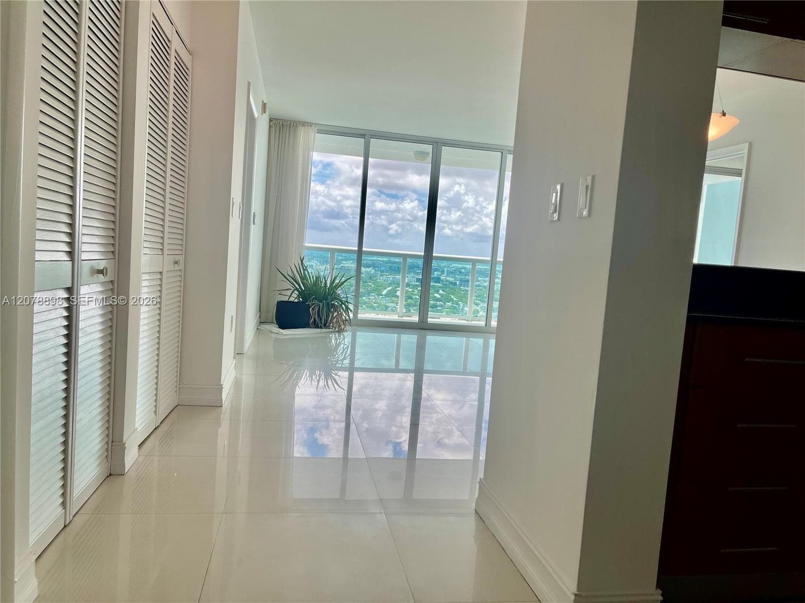 1800 N Bayshore Dr # 3710, Miami, FL 33132 — zdjęcie 3