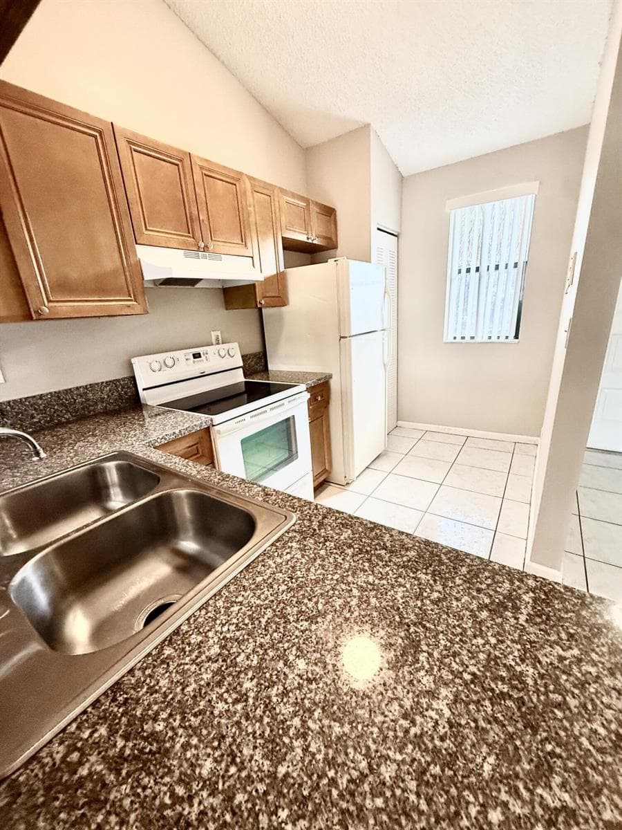 11632 NW 23rd Court, Coral Springs, FL 33065 — zdjęcie 3