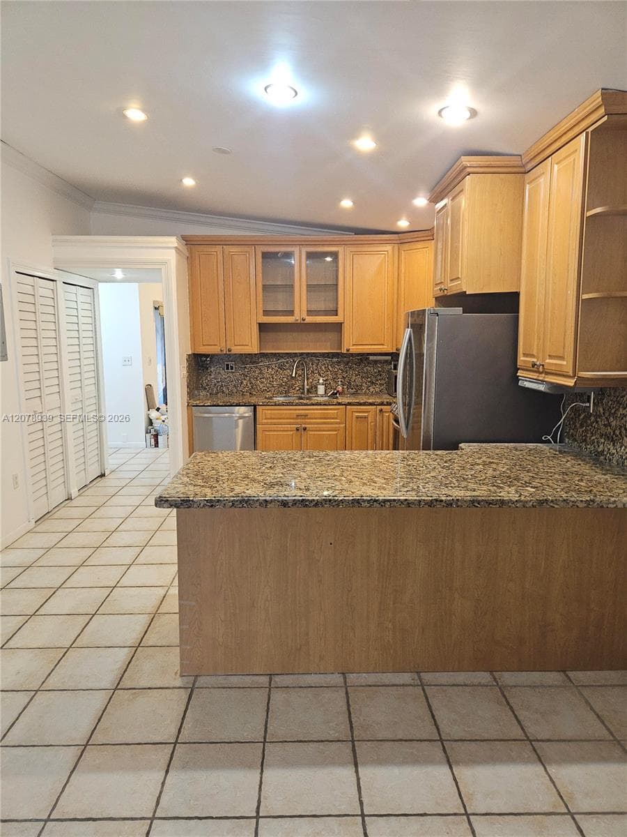 10634 SW 75th Ln, Miami, FL 33173 — zdjęcie 4