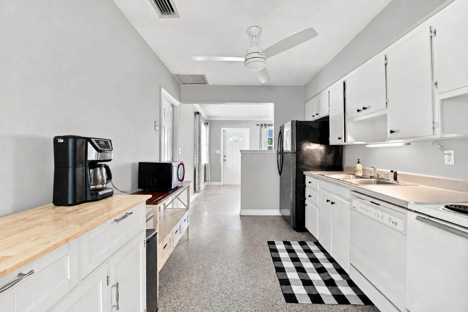 468 NW 48th Street, Oakland Park, FL 33309 — zdjęcie 5