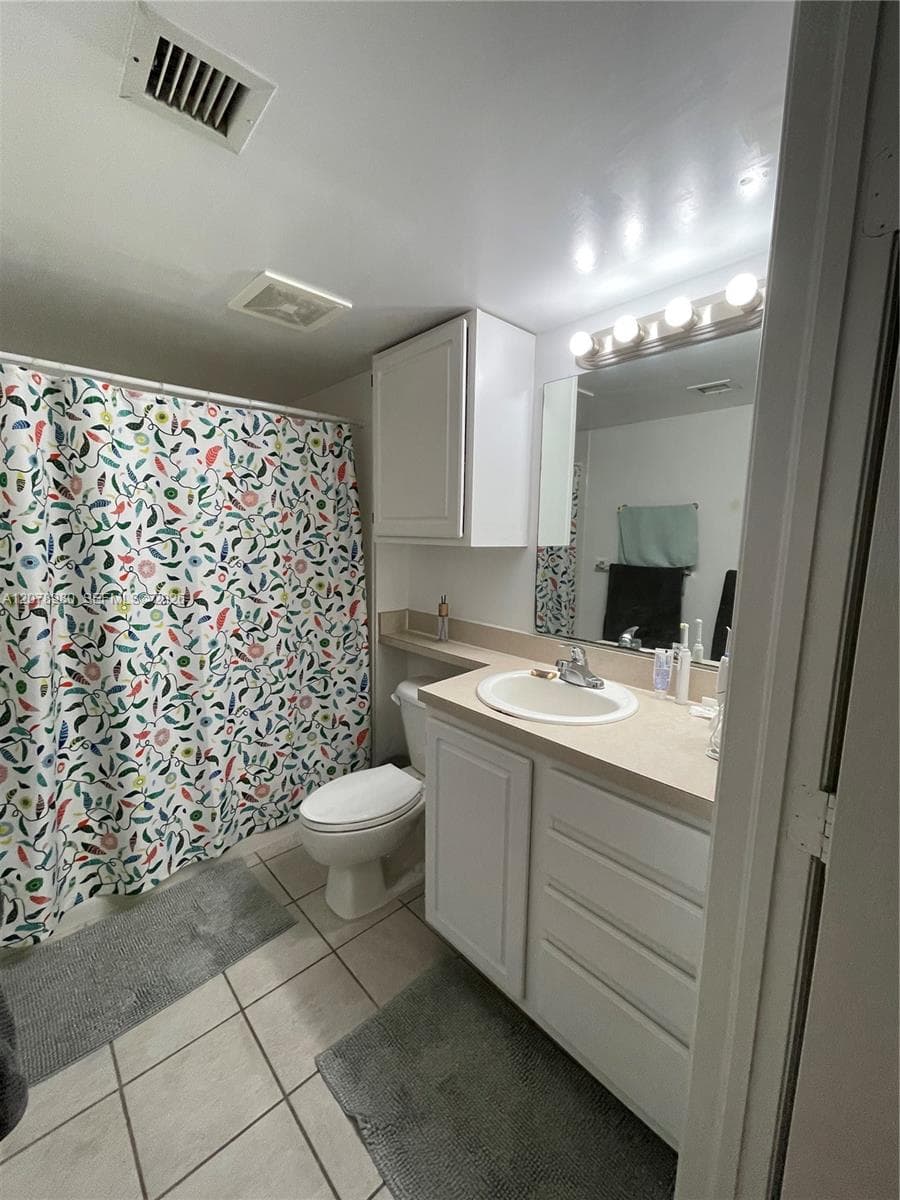 2665 SW 37th Ave # 209, Miami, FL 33133 — zdjęcie 3