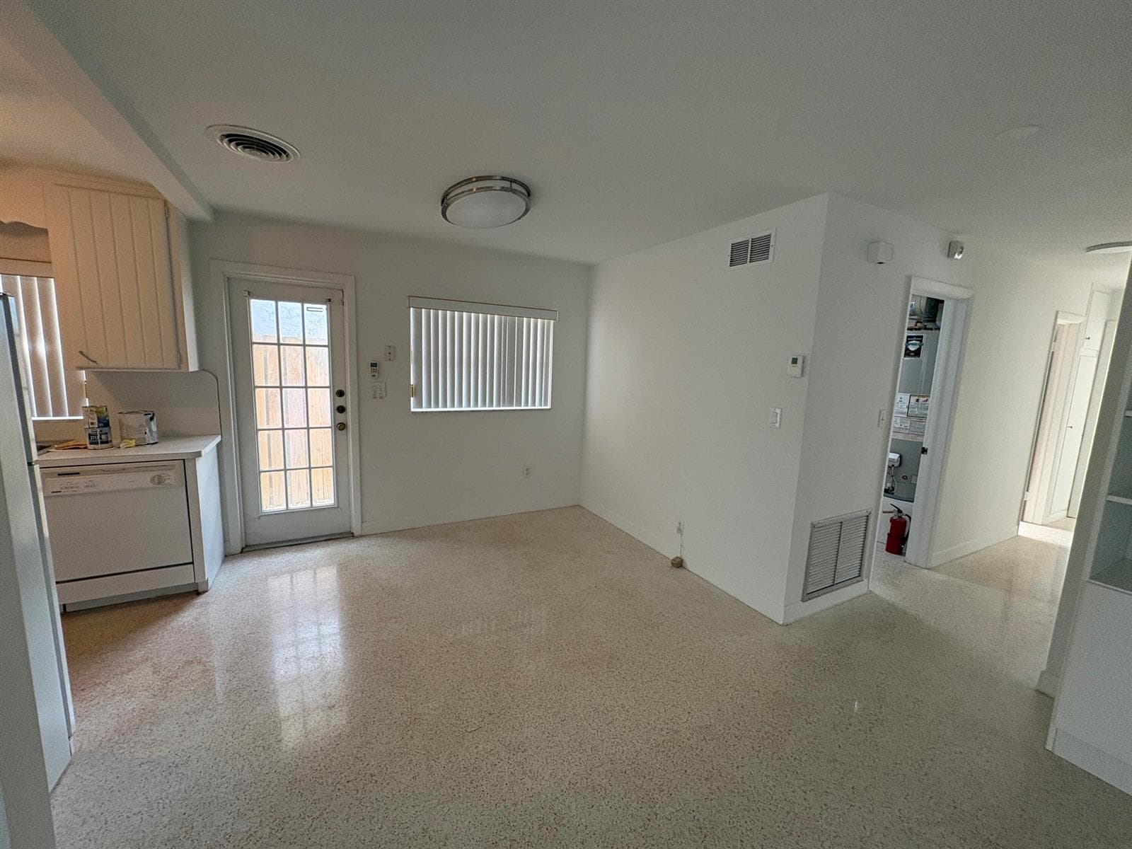 1923 ADAMS Street, Hollywood, FL 33020 — zdjęcie 5