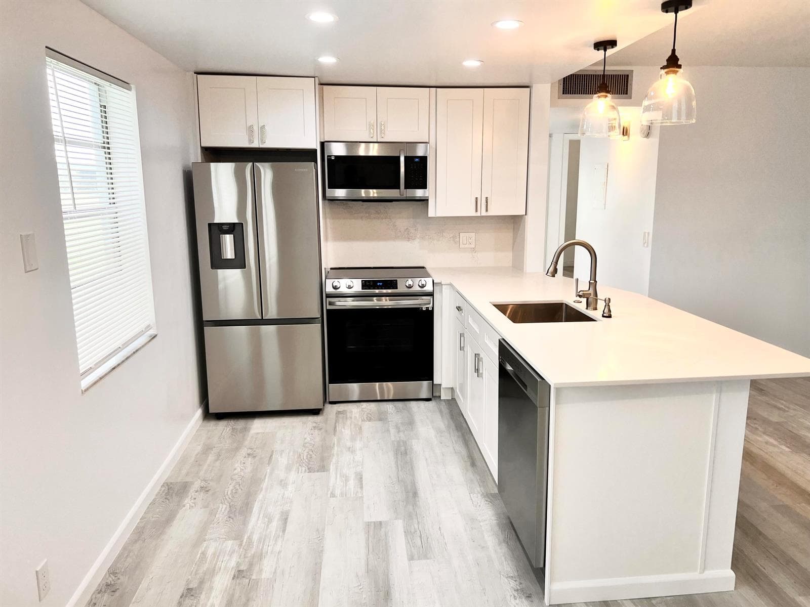 58 Normandy B, Delray Beach, FL 33484 — zdjęcie 2