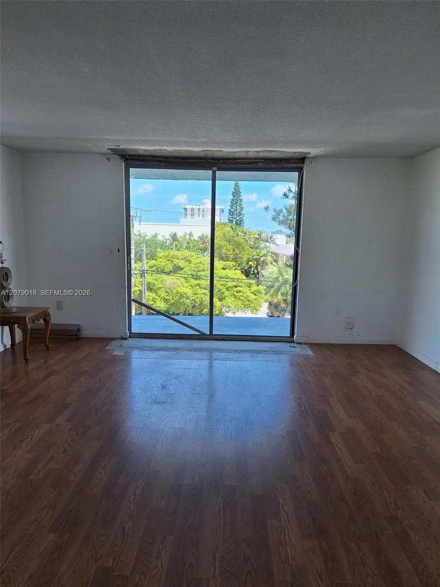 12590 NE 16th Ave # 401, North Miami, FL 33161
