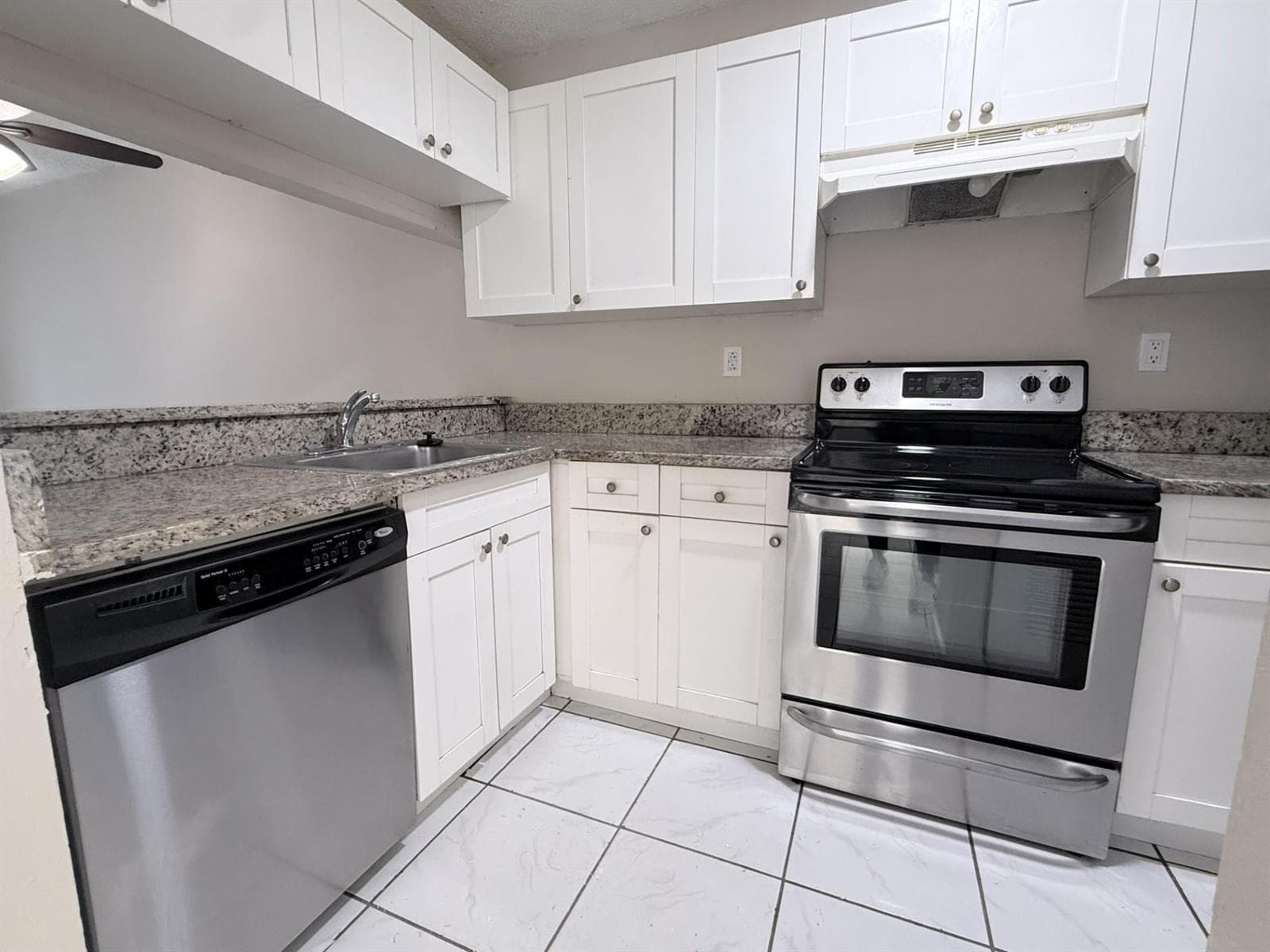 11638 NW 23rd Court, Coral Springs, FL 33065 — zdjęcie 2