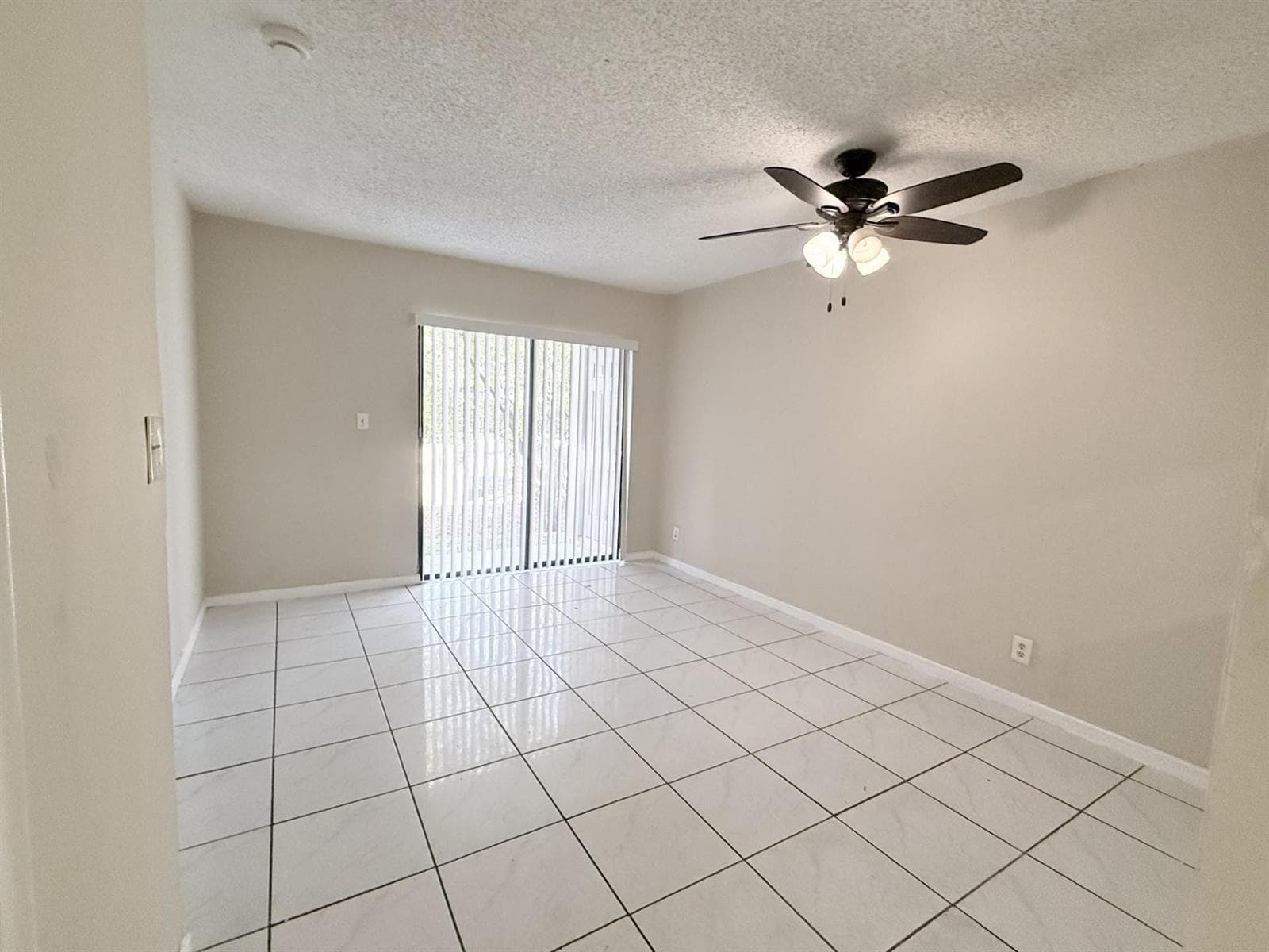 11638 NW 23rd Court, Coral Springs, FL 33065 — zdjęcie 3