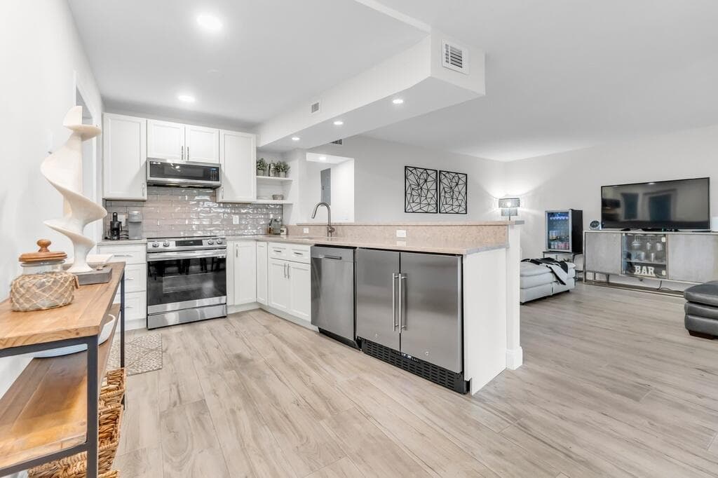 4848 NE 23RD Avenue # 8A, Fort Lauderdale, FL 33308 — zdjęcie 2