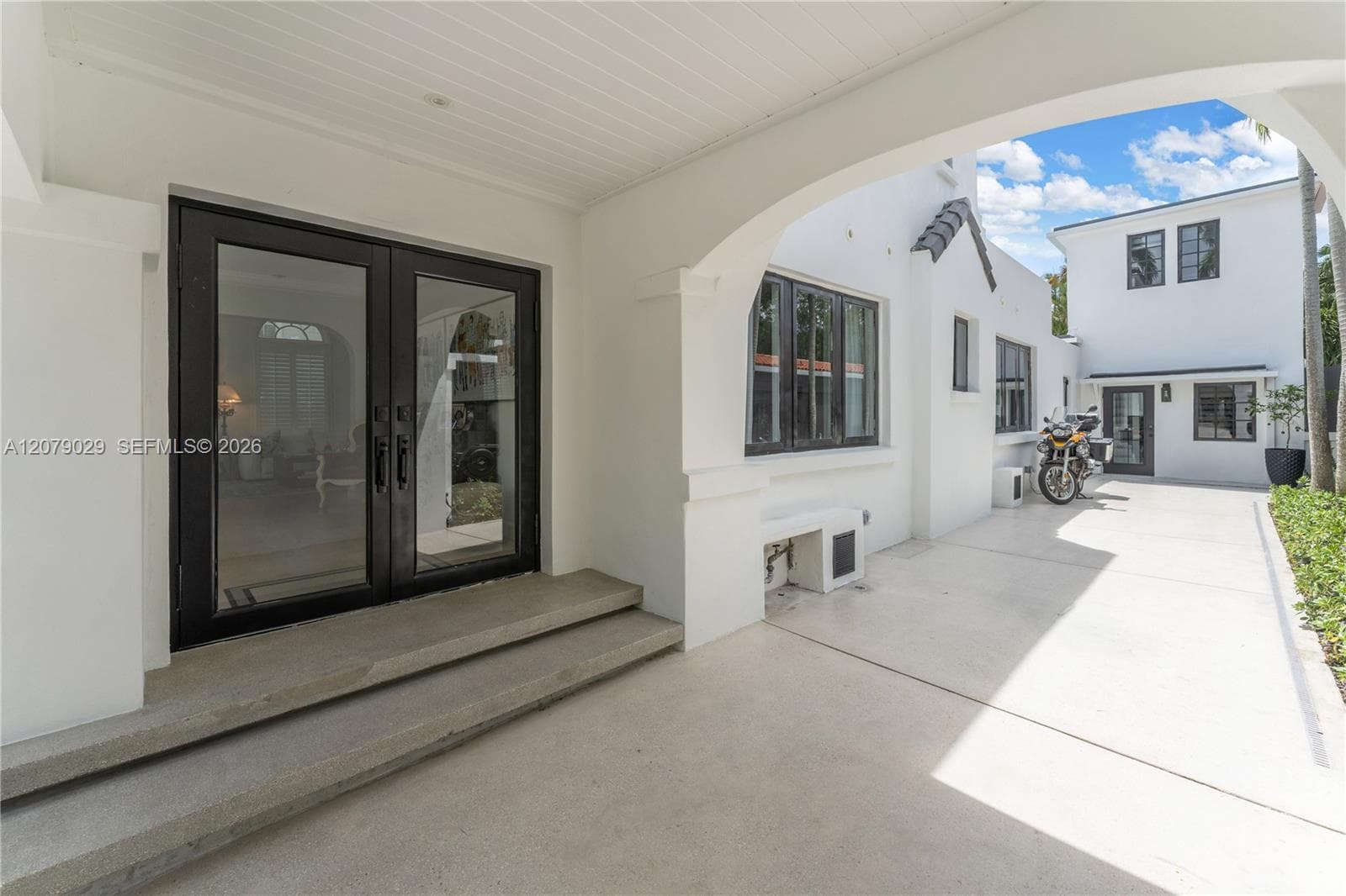 1826 Fairhaven Pl, Miami, FL 33133 — zdjęcie 4