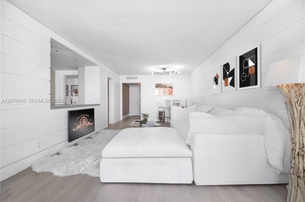 2655 Collins Ave # 1003, Miami Beach, FL 33140 — zdjęcie 3