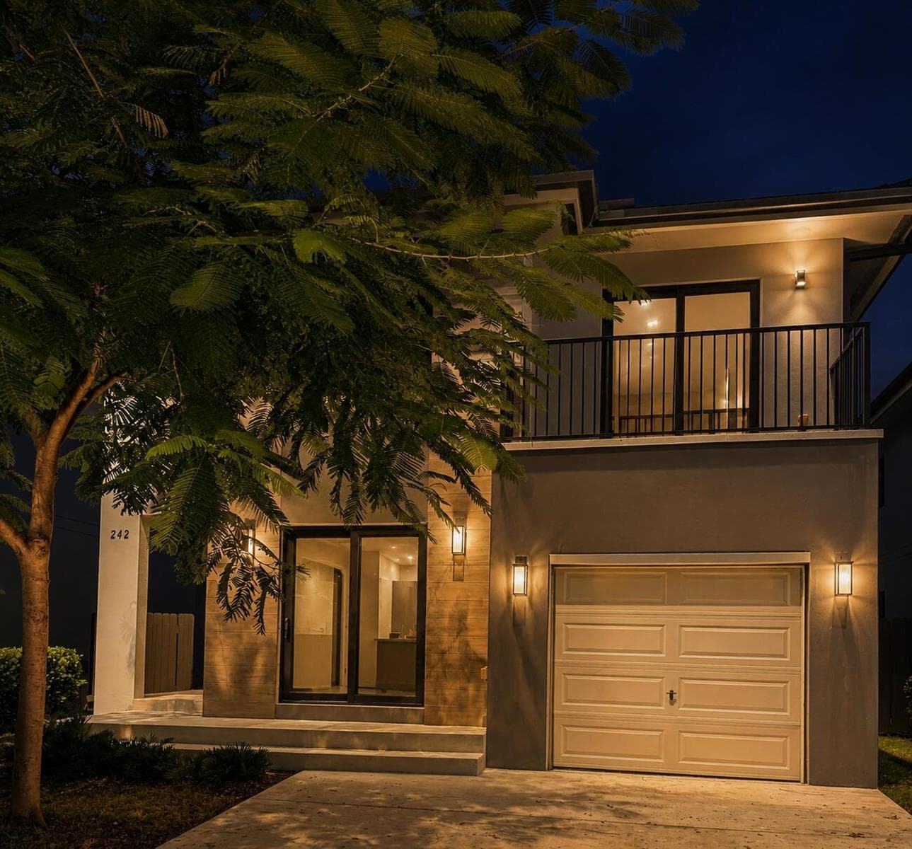 242 NW 11TH Court, Florida City, FL 33034 — zdjęcie 2