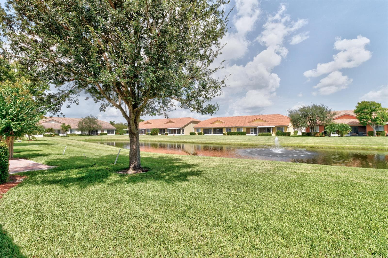 6380 OXFORD Circle # 104D, Vero Beach, FL 32966 — zdjęcie 2