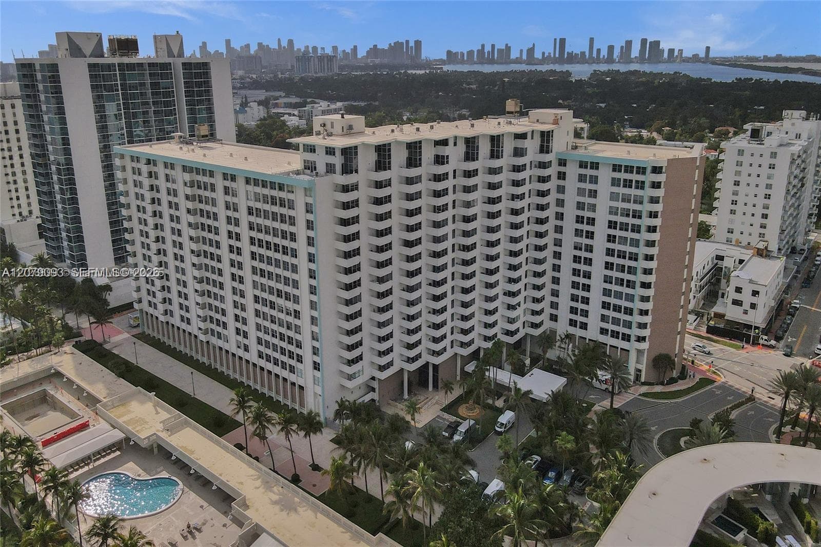 2899 Collins Ave # 544, Miami Beach, FL 33140 — zdjęcie 2