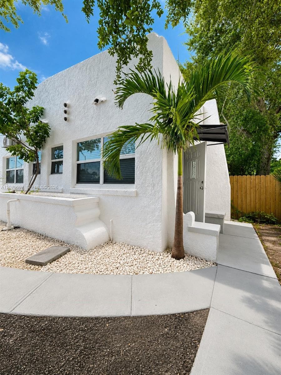 12906 NE 6th Ave # 2, North Miami, FL 33161