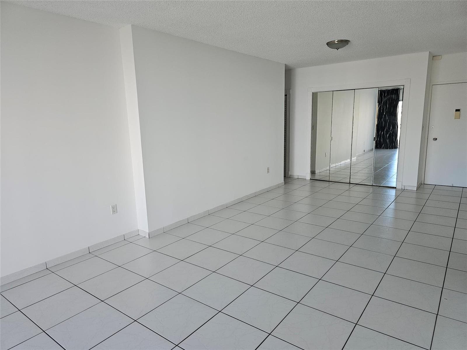 500 BAYVIEW Drive # 817, Sunny Isles Beach, FL 33160 — zdjęcie 5