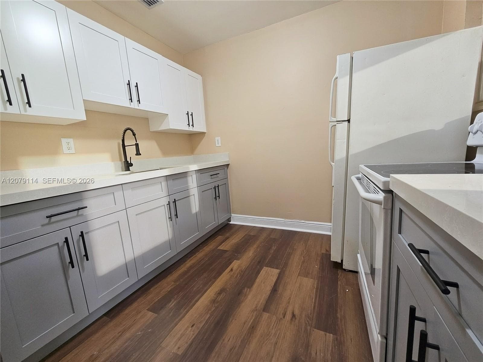 2010 NW 70th St, Miami, FL 33147
