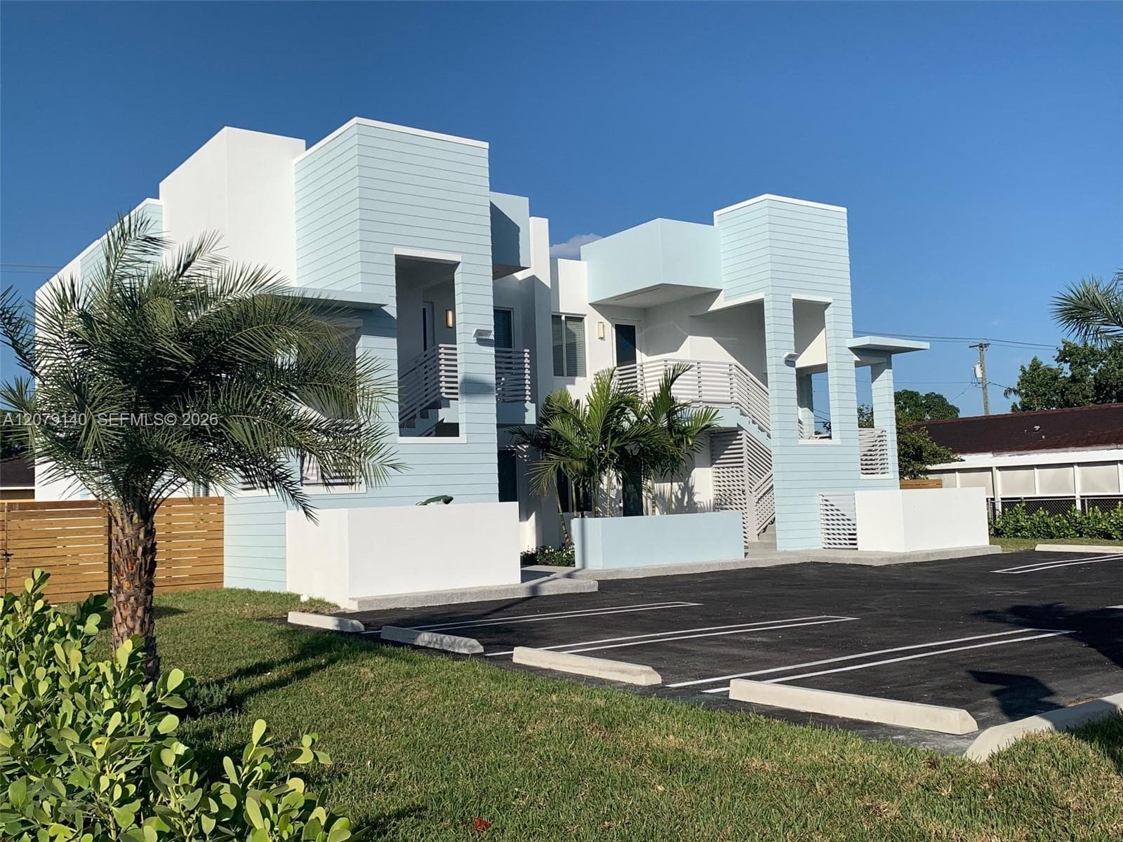 803 E 28th St # 803, Hialeah, FL 33013 — zdjęcie 3