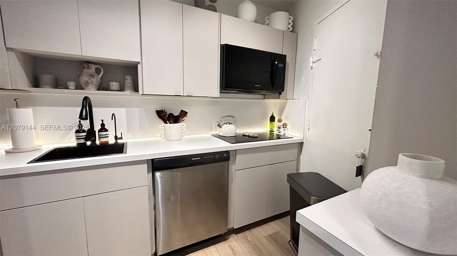2899 Collins Ave # 1714, Miami Beach, FL 33140 — zdjęcie 2