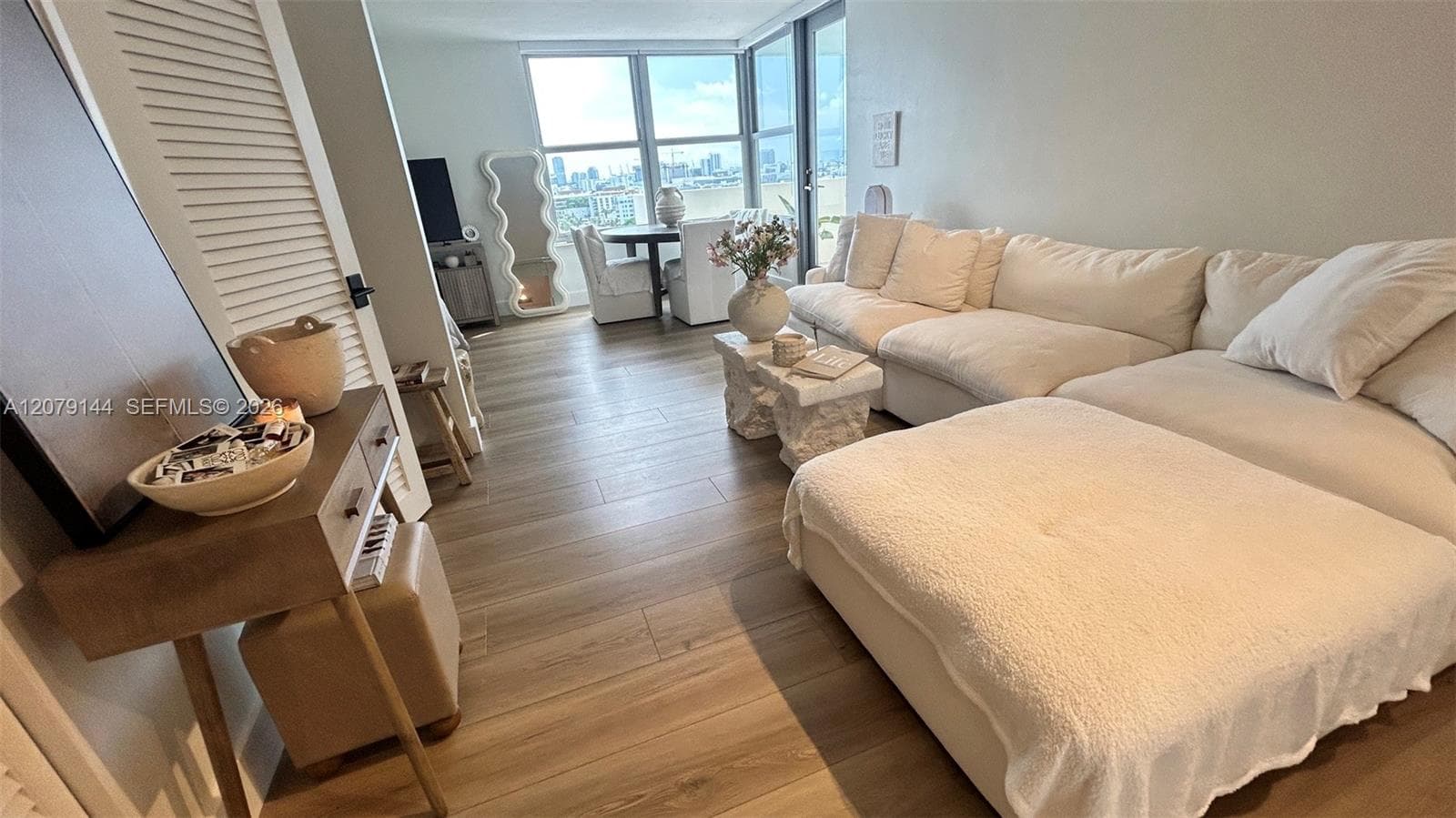 2899 Collins Ave # 1714, Miami Beach, FL 33140 — zdjęcie 4