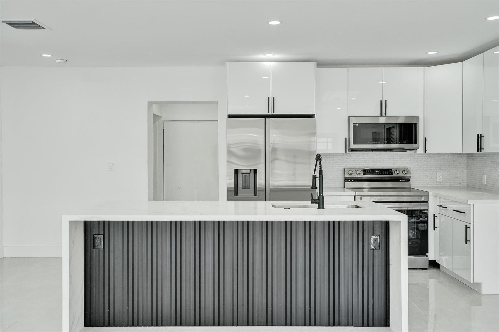 3234 TAFT Street, Hollywood, FL 33021 — zdjęcie 3