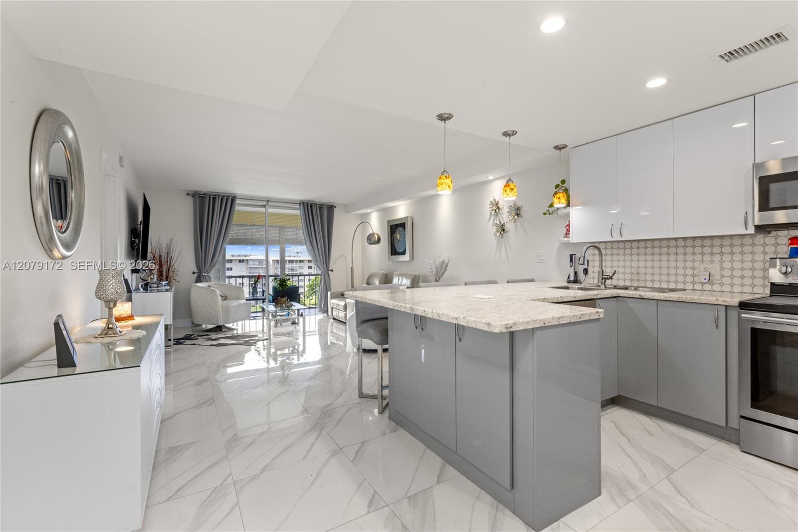 2855 Leonard Dr # H605, Aventura, FL 33160