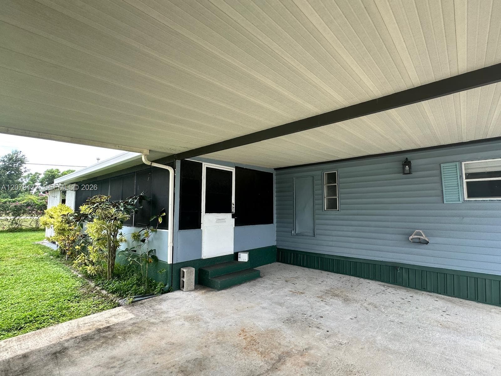4046 67th Ln, Riviera Beach, FL 33404 — zdjęcie 3
