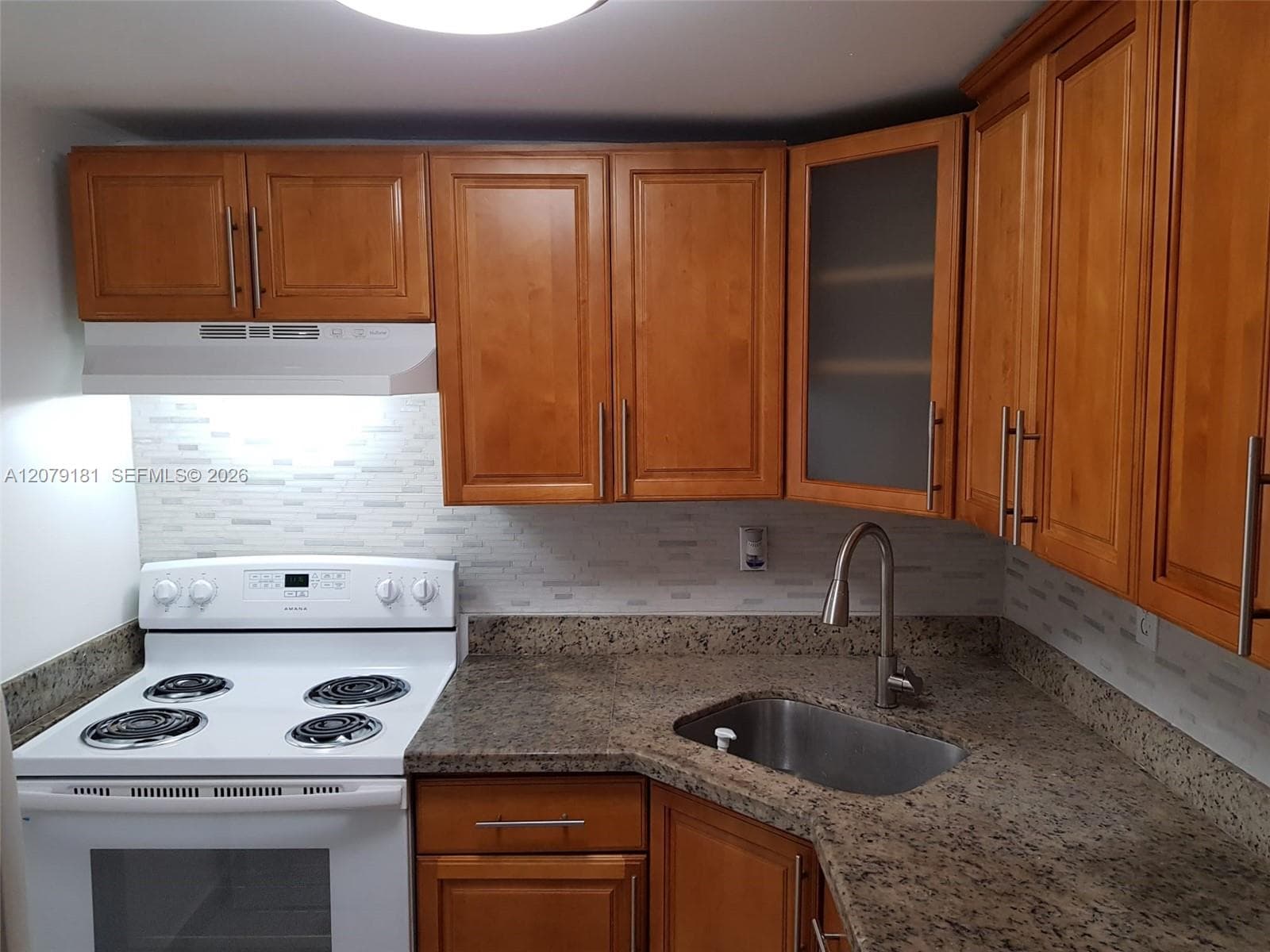 606 W 81st St # 314, Hialeah, FL 33014