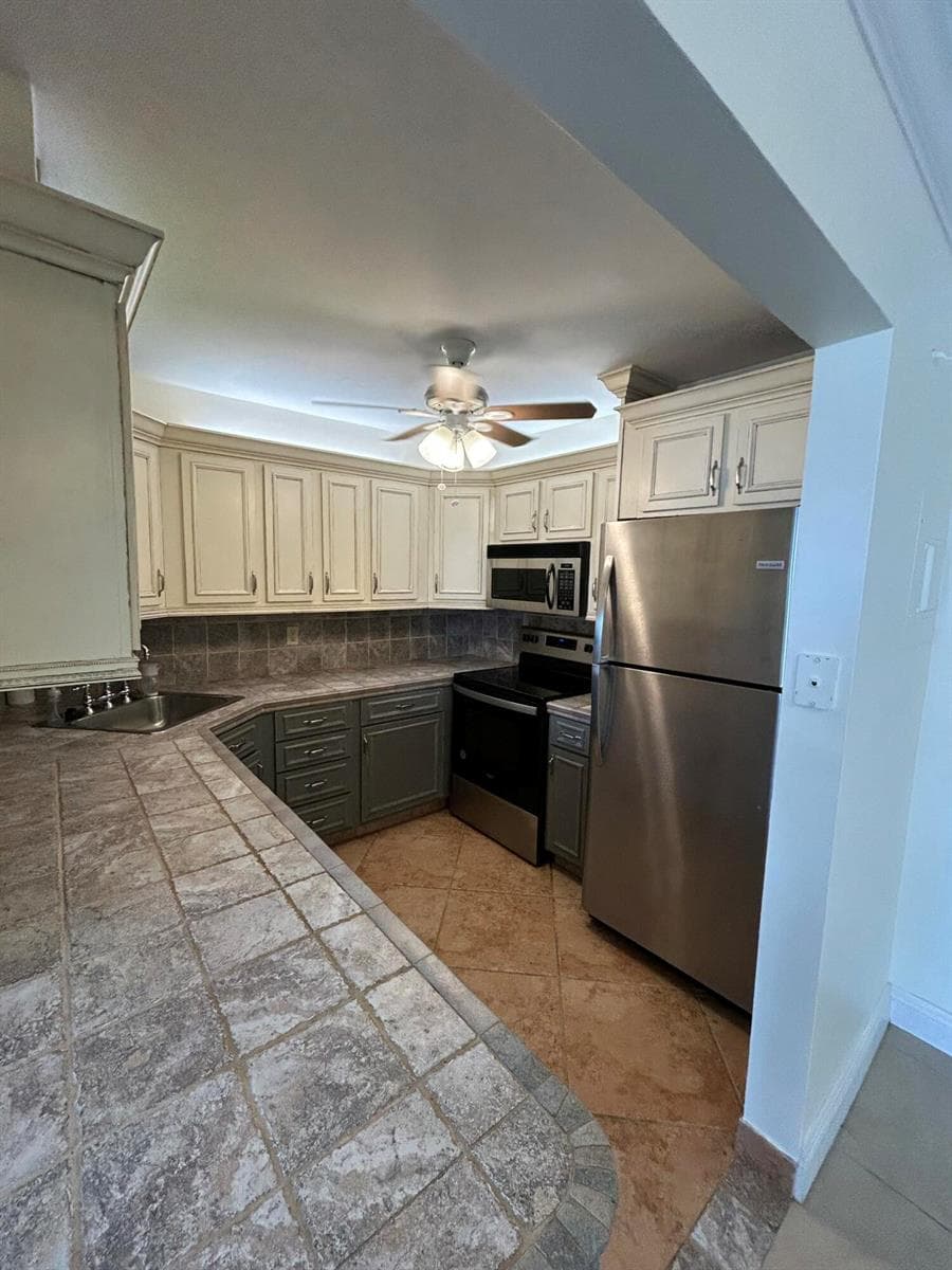 305 N POMPANO BEACH Boulevard # 205, Pompano Beach, FL 33062 — zdjęcie 5