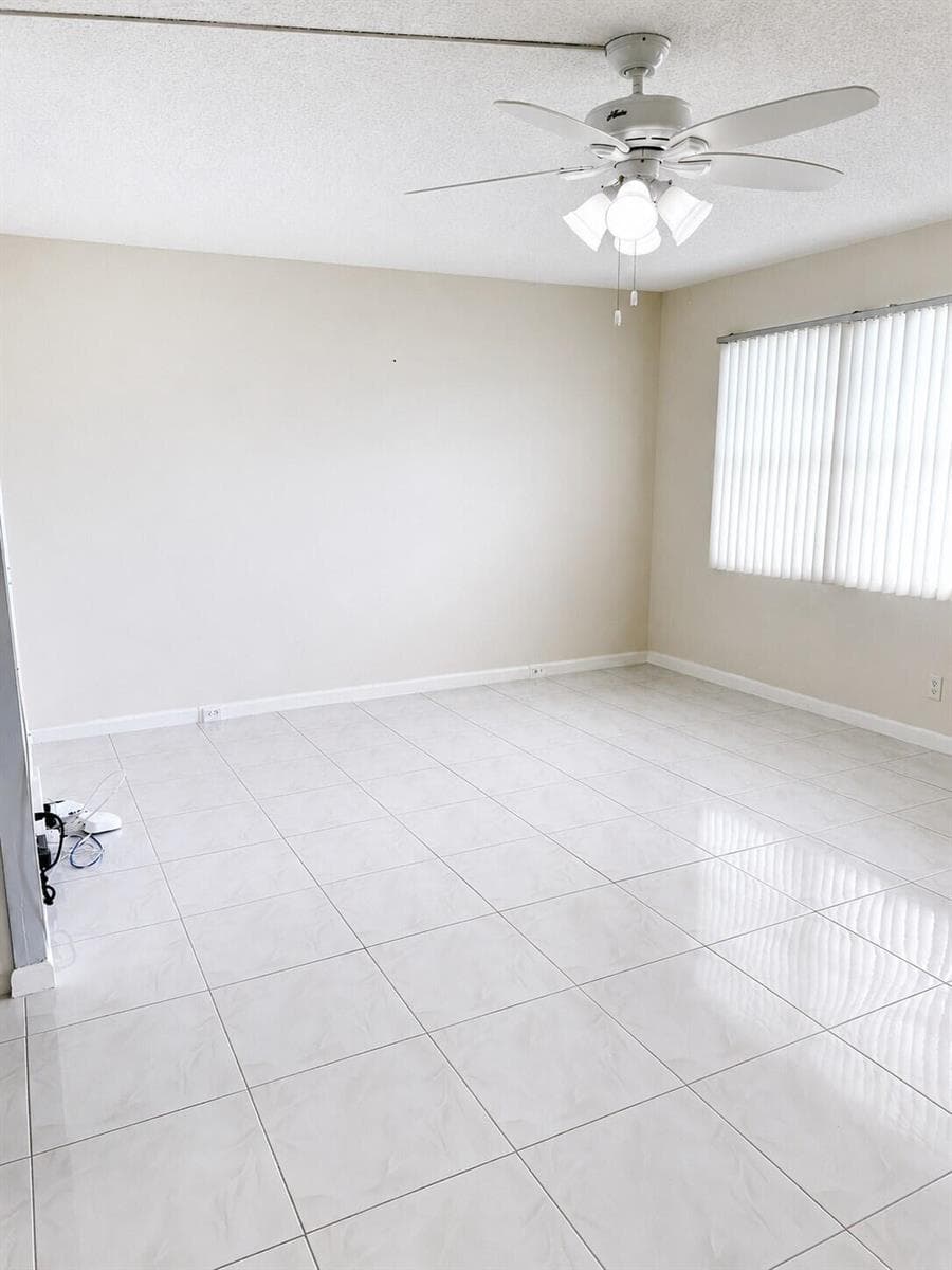 1089 WOLVERTON E # 1089, Boca Raton, FL 33434 — zdjęcie 3