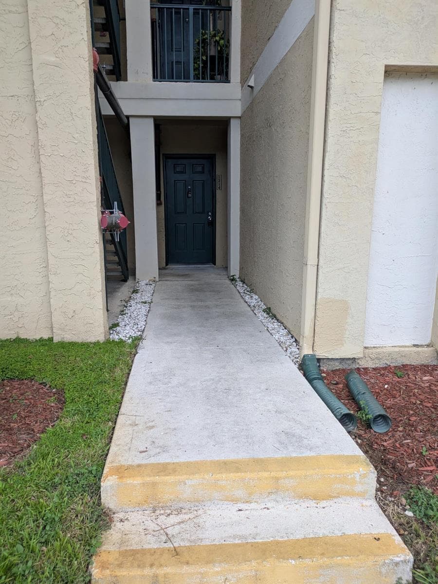 733 Riverside Drive # 1214, Coral Springs, FL 33071