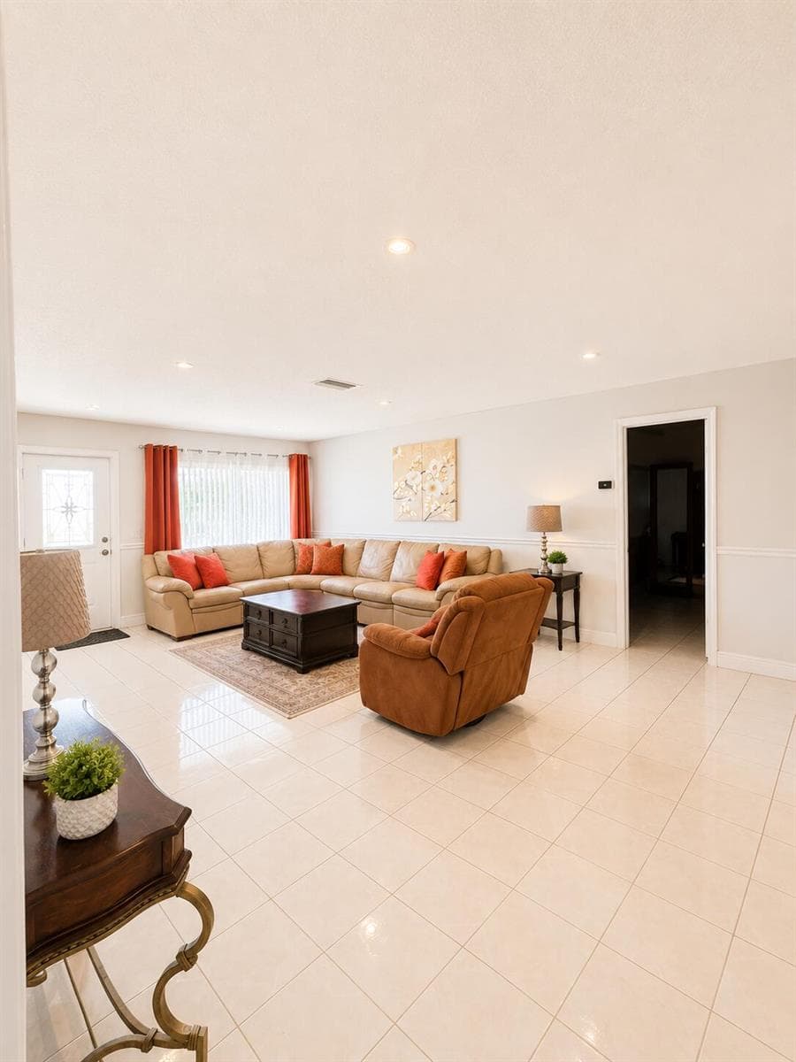 10720 NW 26TH Place, Sunrise, FL 33322 — zdjęcie 5