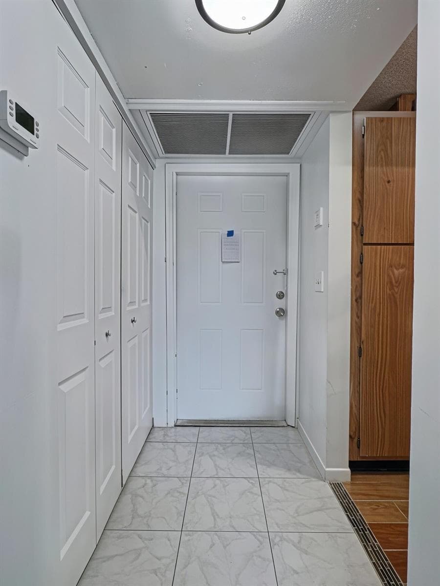 889 TWIN LAKES Drive # 1-J, Coral Springs, FL 33071 — zdjęcie 5
