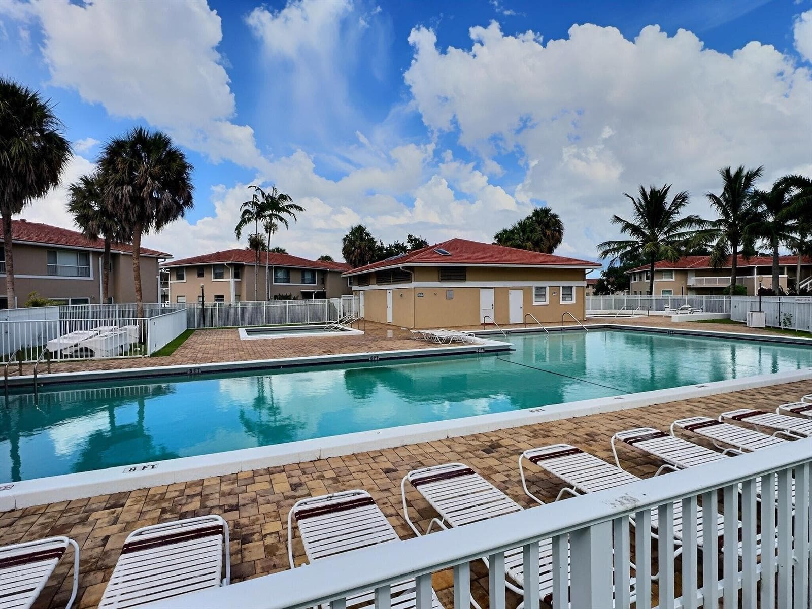 889 TWIN LAKES Drive # 1-J, Coral Springs, FL 33071 — zdjęcie 4