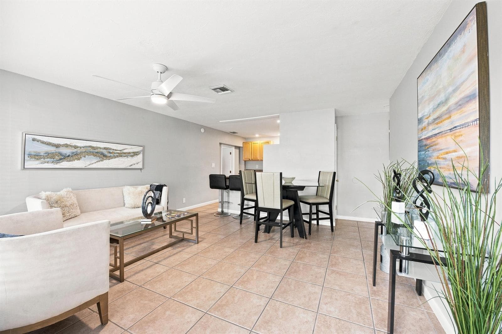 2610 NE 8th Avenue, Pompano Beach, FL 33064 — zdjęcie 3