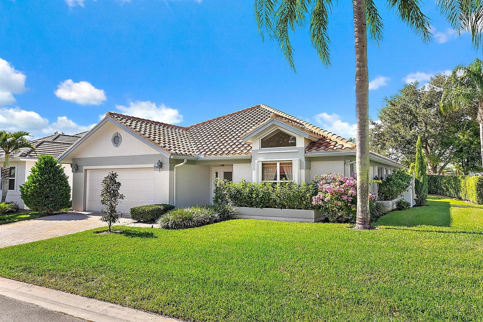 7998 SE Hempstead Circle, Hobe Sound, FL 33455