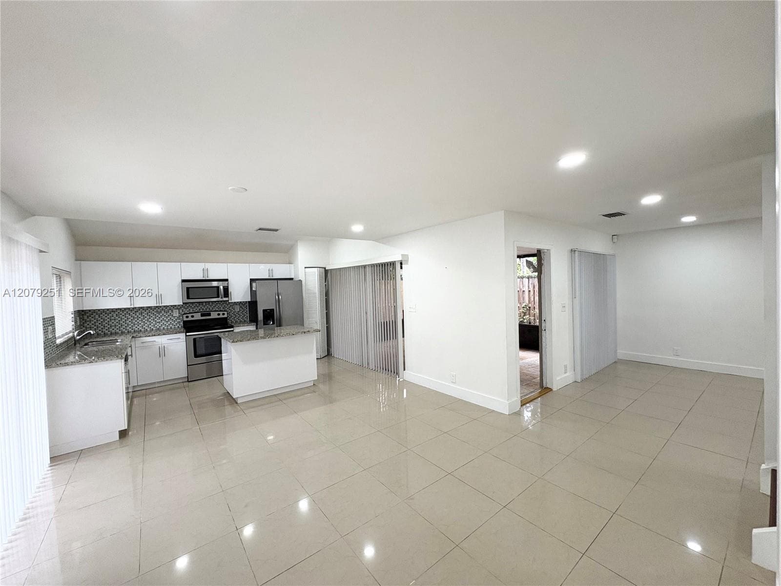 720 NW 132nd Ter, Plantation, FL 33325 — zdjęcie 5