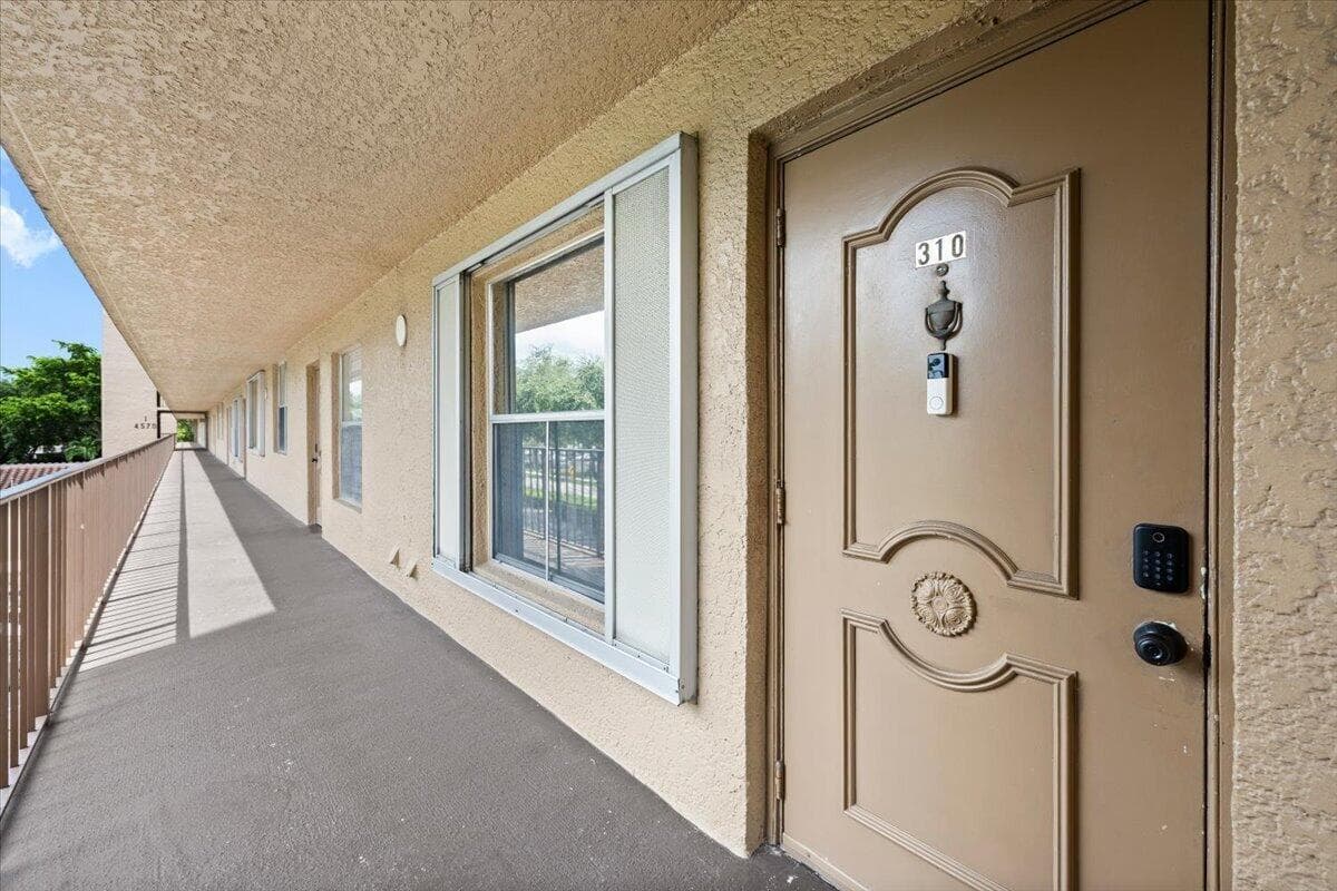 4570 NW 18TH Avenue # 310, Deerfield Beach, FL 33064 — zdjęcie 5