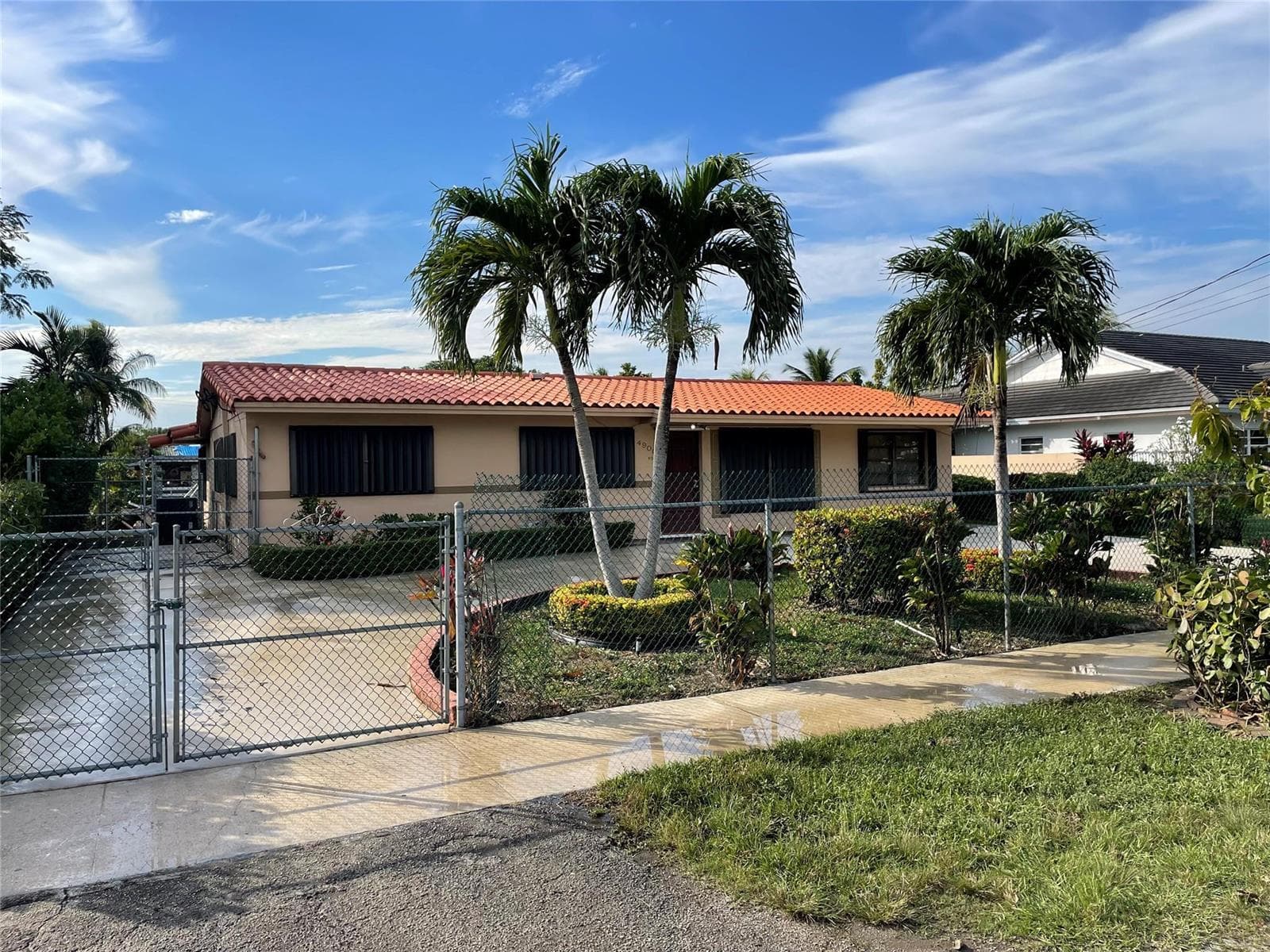 4900 SW 103RD Place # 1, Miami, FL 33165