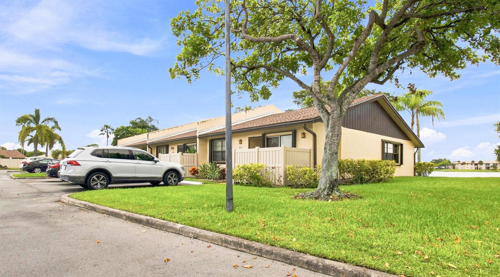 611 Banks Road, Margate, FL 33063 — zdjęcie 3