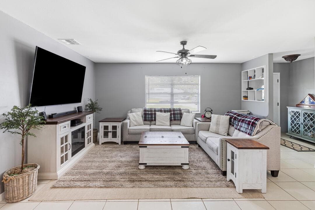 7506 KENWOOD Road, Fort Pierce, FL 34951 — zdjęcie 2