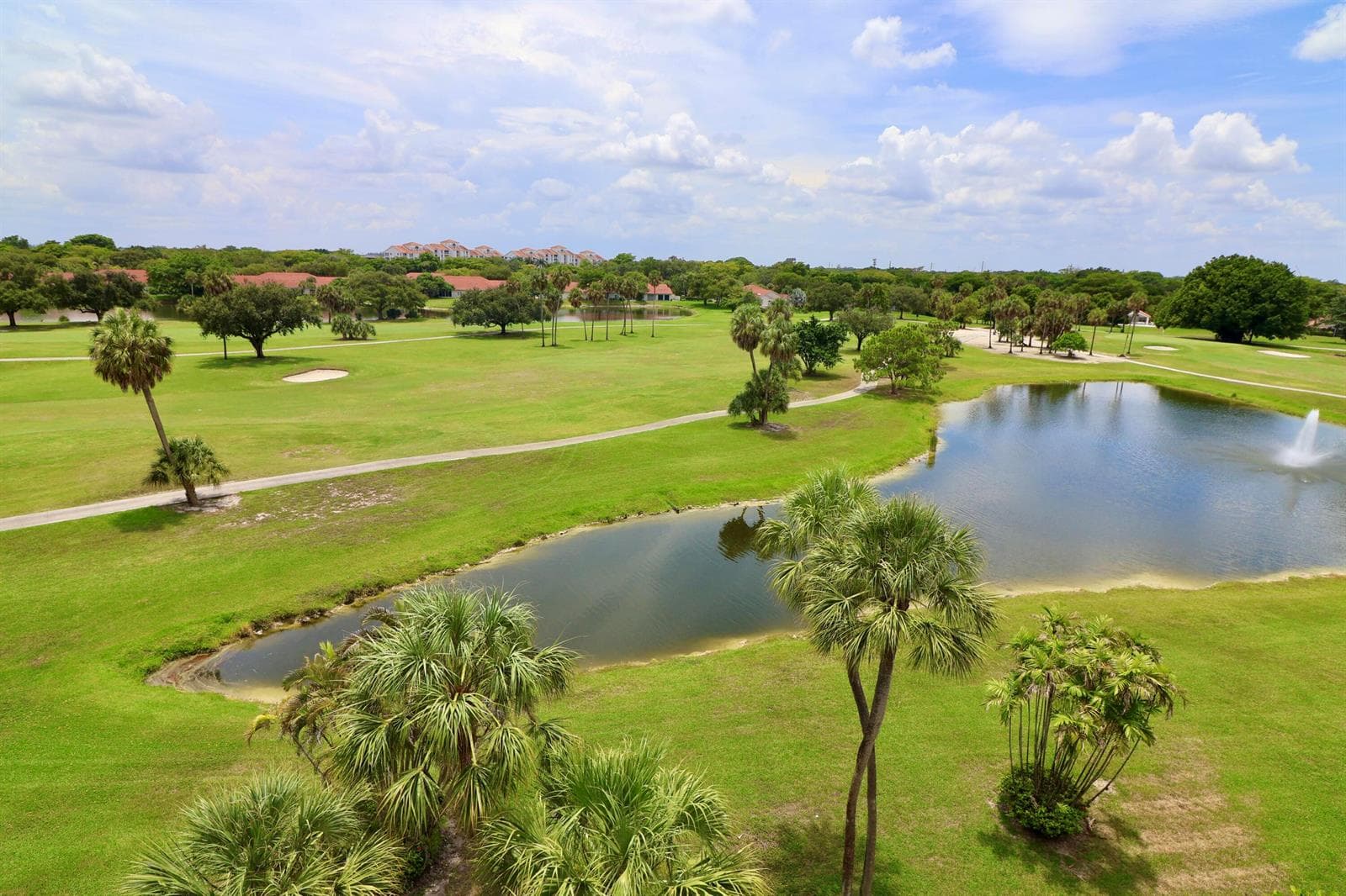 3980 OAKS CLUBHOUSE Drive # 511, Pompano Beach, FL 33069