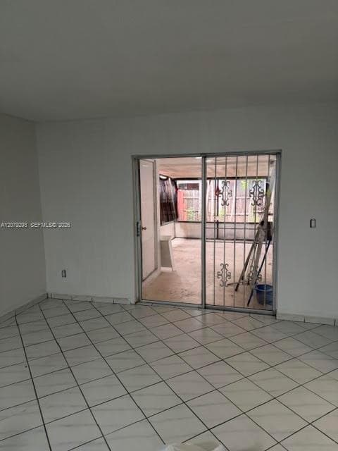 5924 W 21st Ct, Hialeah, FL 33016 — zdjęcie 5