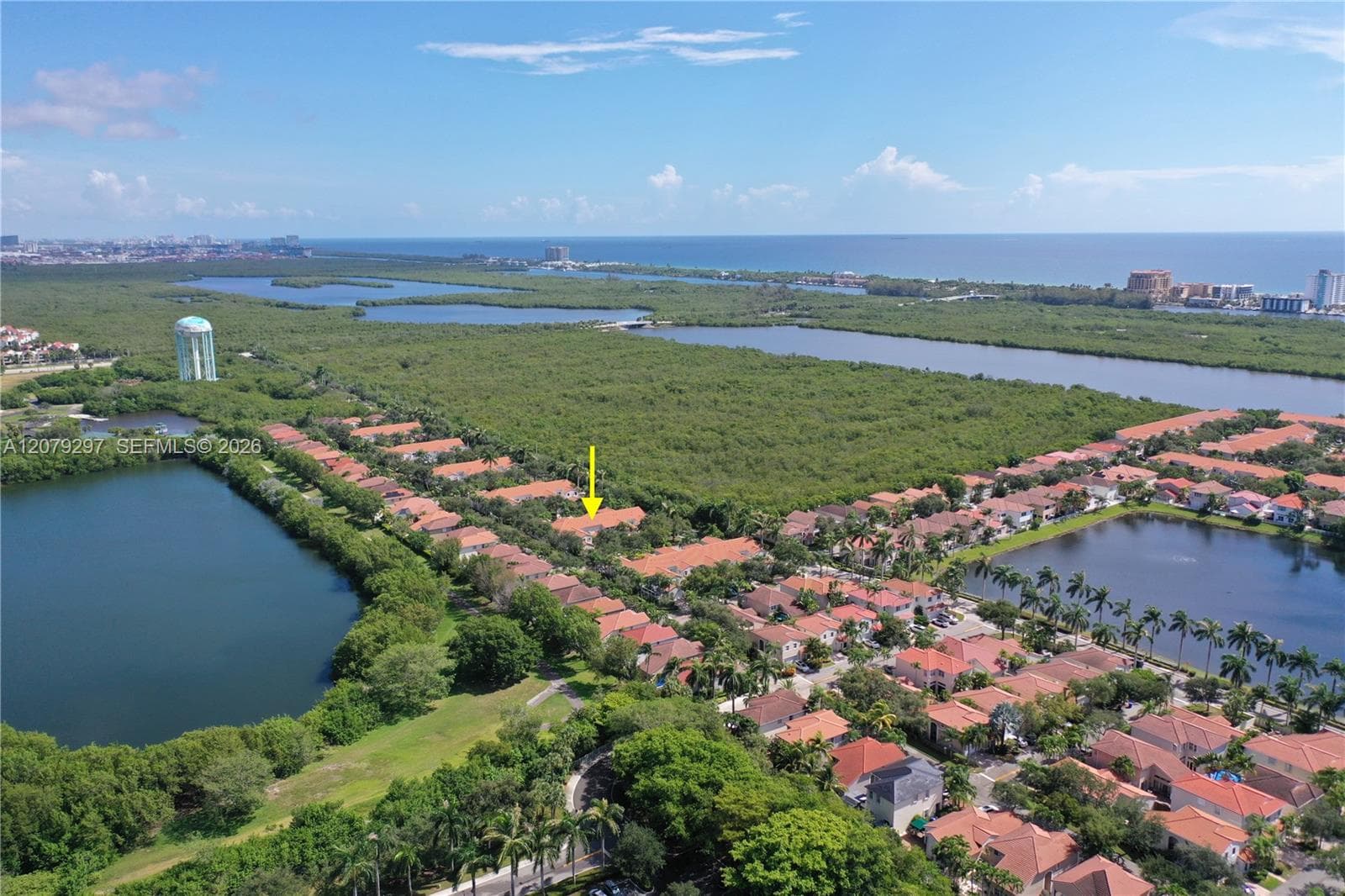1135 Cliffrose St, Hollywood, FL 33019 — zdjęcie 2