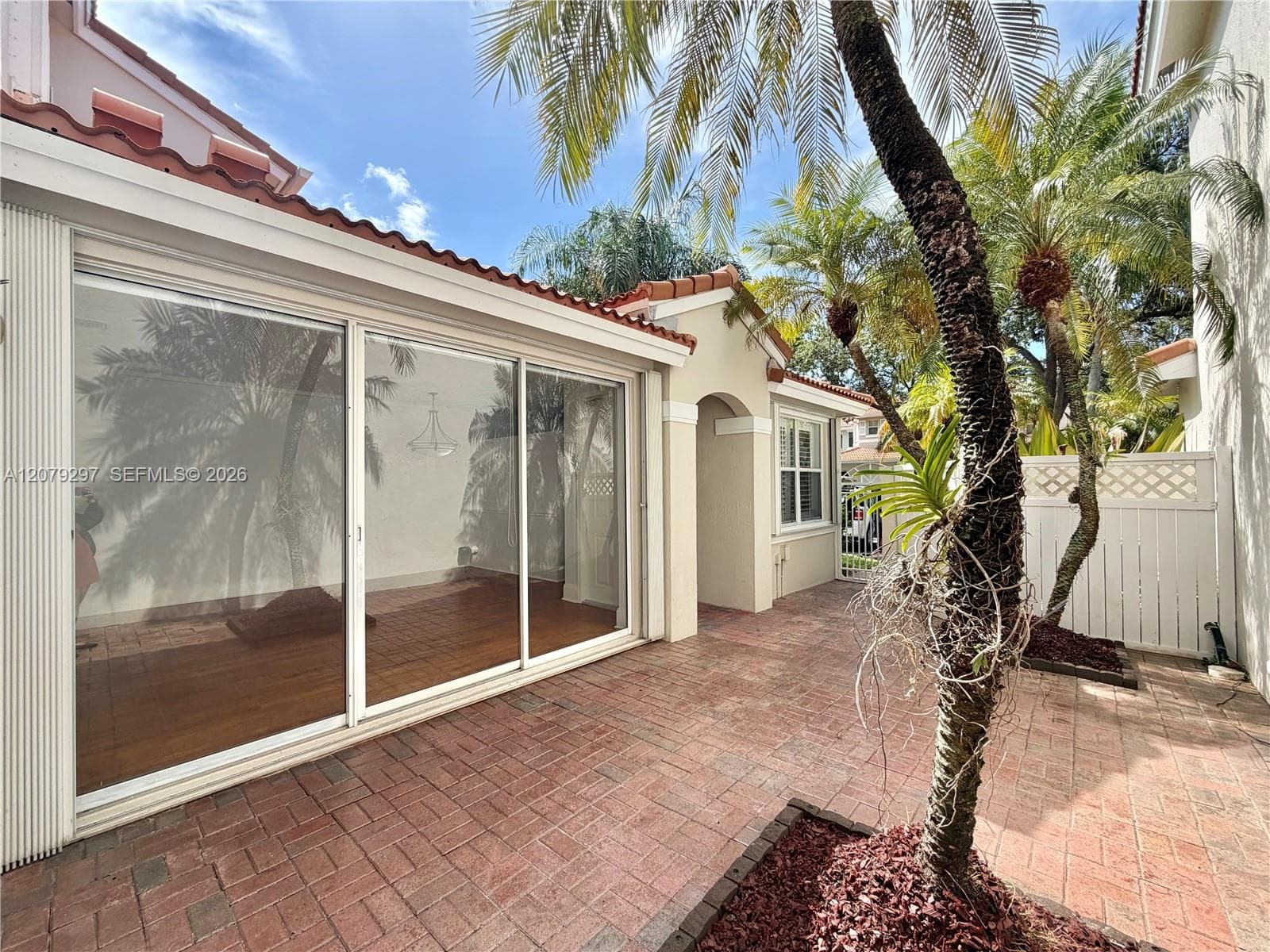 1135 Cliffrose St, Hollywood, FL 33019 — zdjęcie 3