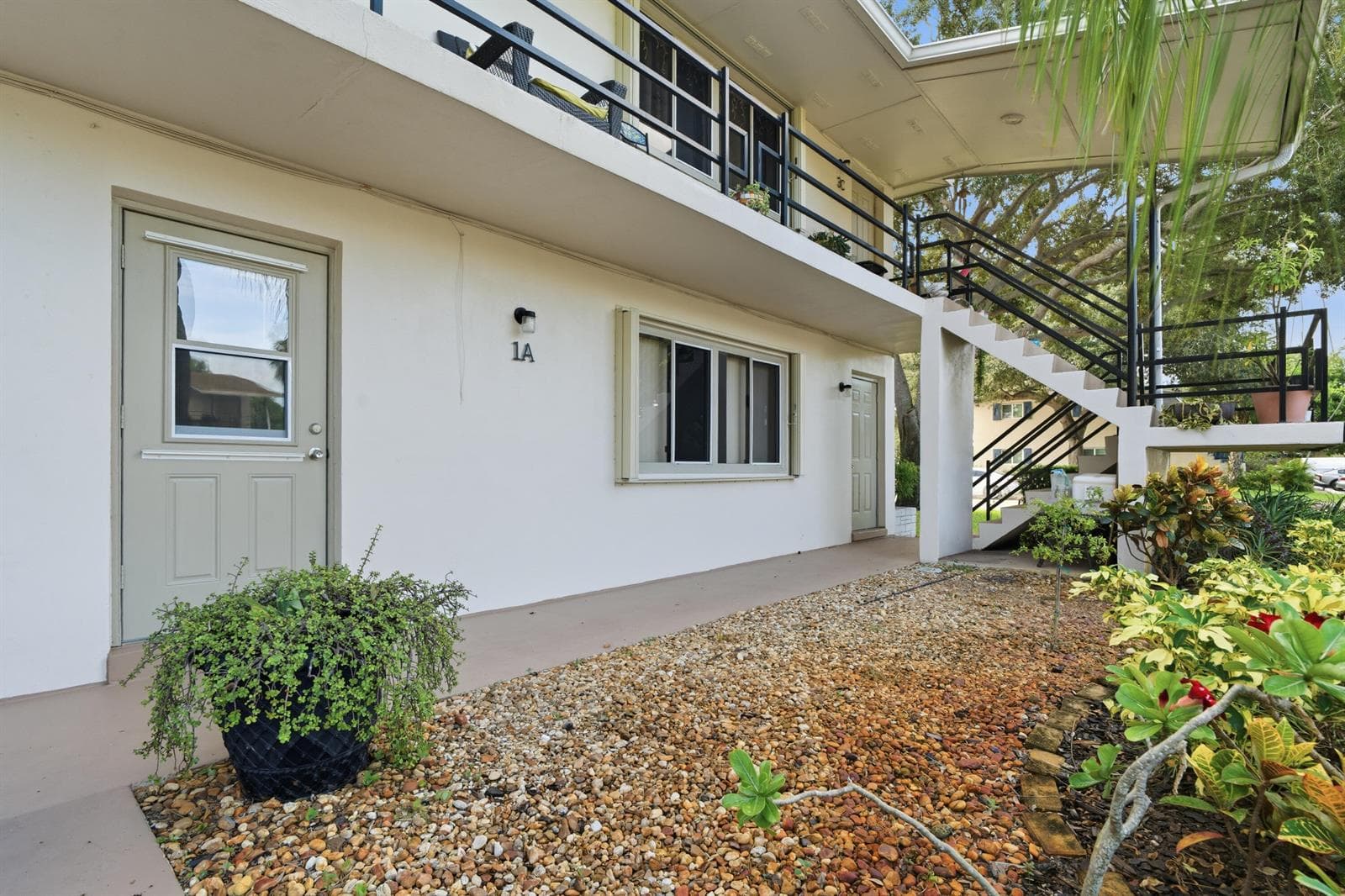 800 LIGHTHOUSE Drive # 1A, North Palm Beach, FL 33408