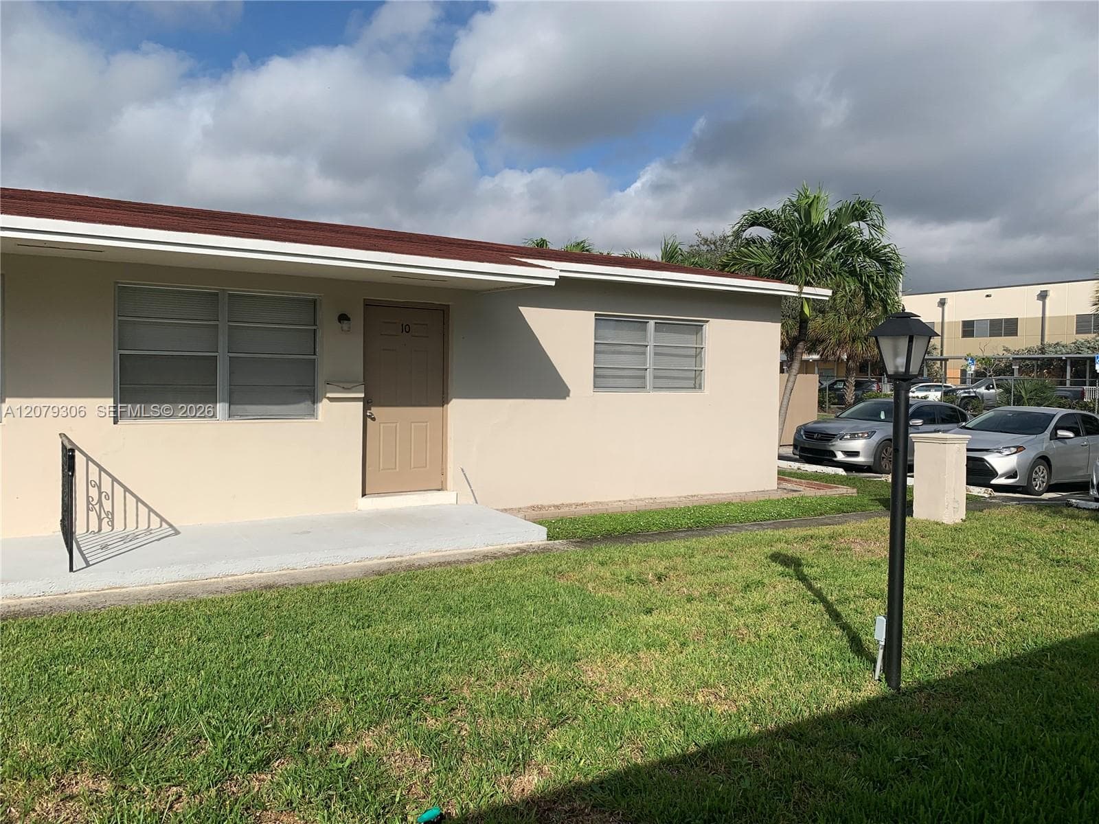 2220 Pierce St # 10, Hollywood, FL 33020 — zdjęcie 2