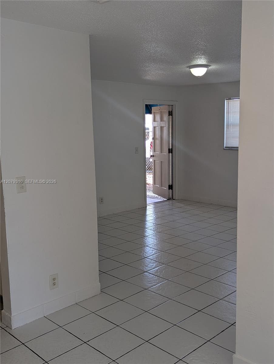 1830 Sheridan St # 101, Hollywood, FL 33020 — zdjęcie 2