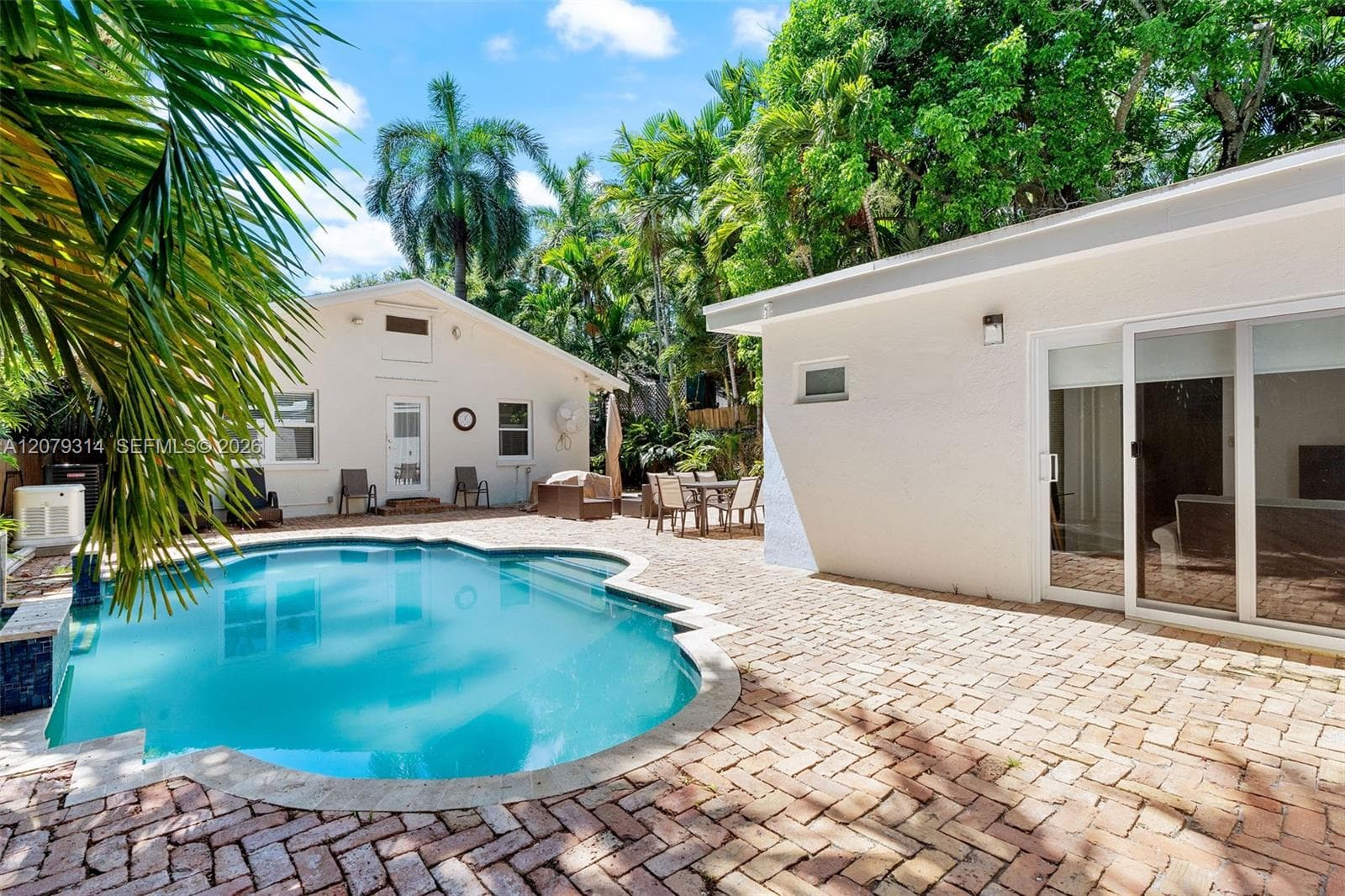 2465 Inagua Ave, Miami, FL 33133 — zdjęcie 5
