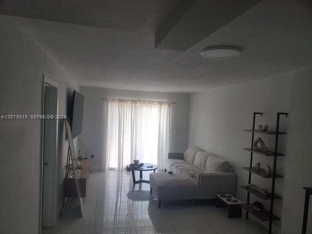 677 SW 9th Ave # 405, Miami, FL 33130 — zdjęcie 2